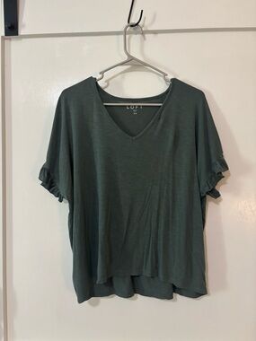 LOFT Green V-Neck Ruffle Sleeve Top size XS